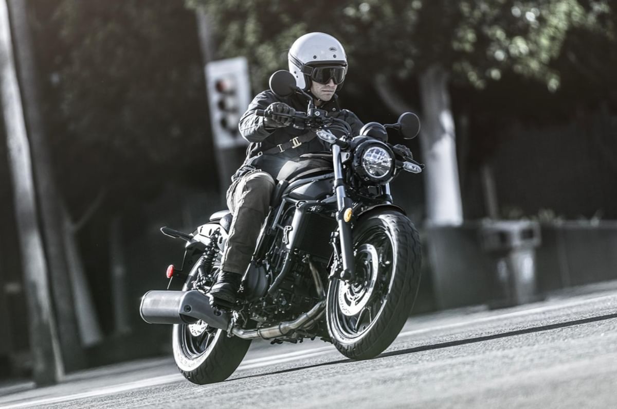 The Kawasaki Eliminator 500 is priced at Rs 5.76 lakh (ex-showroom, India)